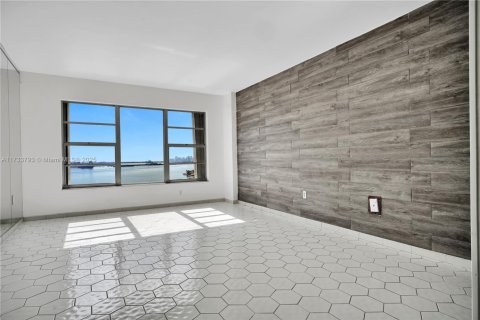 Copropriété à vendre à Miami, Floride: 2 chambres, 126.16 m2 № 1811102 - photo 12