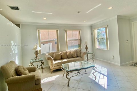 Casa en venta en Miramar, Florida, 4 dormitorios, 238.39 m2 № 1967443 - foto 7