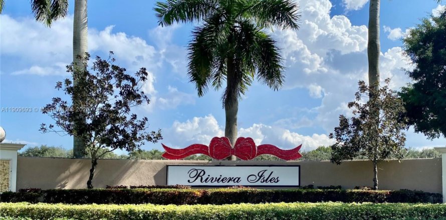 Casa en Miramar, Florida 4 dormitorios, 238.39 m2 № 1967443