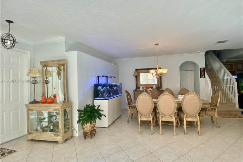 Casa en venta en Miramar, Florida, 4 dormitorios, 238.39 m2 № 1967443 - foto 5
