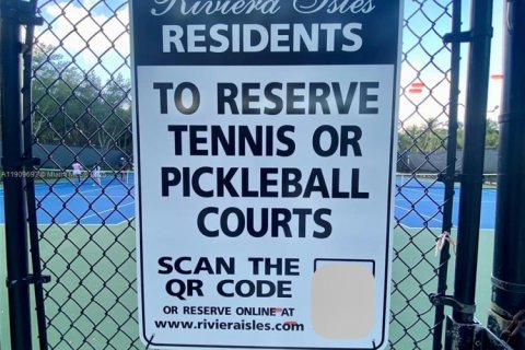 Casa en venta en Miramar, Florida, 4 dormitorios, 238.39 m2 № 1967443 - foto 28