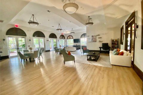 Casa en venta en Miramar, Florida, 4 dormitorios, 238.39 m2 № 1967443 - foto 24