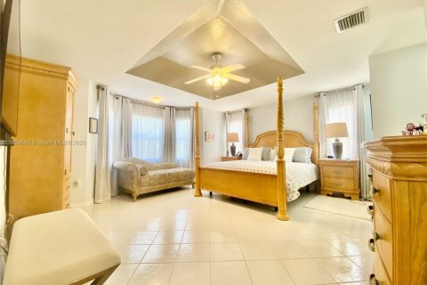 Casa en venta en Miramar, Florida, 4 dormitorios, 238.39 m2 № 1967443 - foto 17