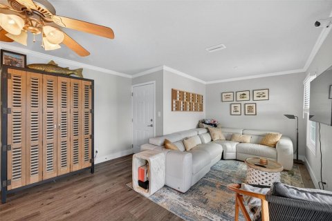 Condominio en venta en Saint Petersburg, Florida, 1 dormitorio, 76.46 m2 № 2206121 - foto 12