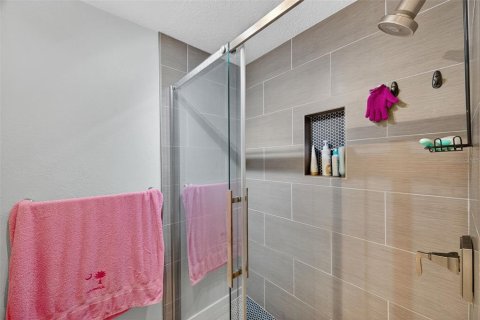 Condominio en venta en Saint Petersburg, Florida, 1 dormitorio, 76.46 m2 № 2206121 - foto 20