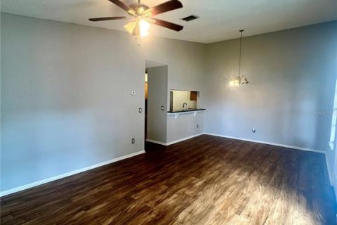Condominio en alquiler en Sanford, Florida, 2 dormitorios, 84.73 m2 № 1808678 - foto 5