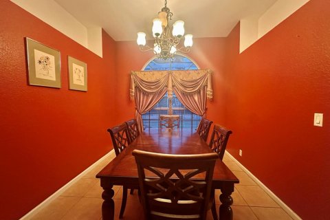 Casa en alquiler en West Palm Beach, Florida, 5 dormitorios, 245.63 m2 № 2245325 - foto 12