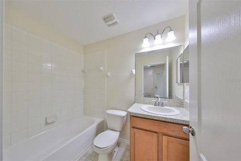 Casa en alquiler en Ruskin, Florida, 4 dormitorios, 167.69 m2 № 1904439 - foto 17