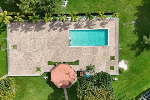 Condominio en venta en Miami, Florida, 1 dormitorio, 84.45 m2 № 2023263 - foto 4