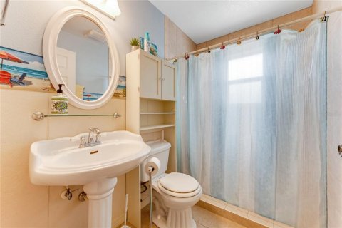 House in Oak Hill, Florida 3 bedrooms, 162.58 sq.m. № 1787649 - photo 14