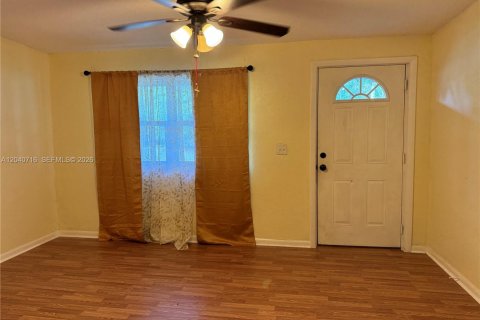 Villa ou maison à louer à Jacksonville, Floride: 3 chambres № 2087968 - photo 5