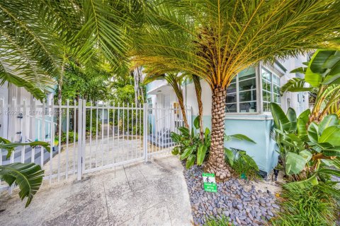 Immobilier commercial à vendre à Miami Beach, Floride № 2257059 - photo 26