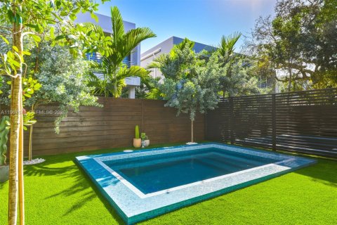 Touwnhouse à vendre à Miami, Floride: 3 chambres, 196.02 m2 № 2032967 - photo 22