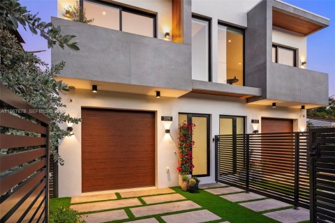 Touwnhouse à vendre à Miami, Floride: 3 chambres, 196.02 m2 № 2032967 - photo 6