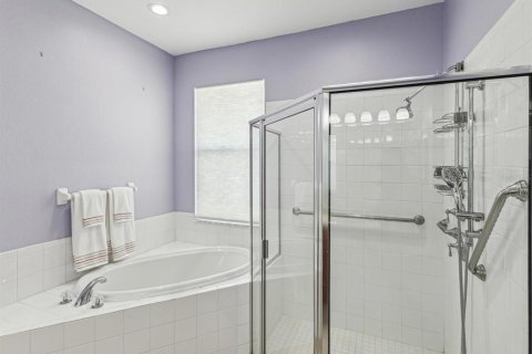 House in New Port Richey, Florida 3 bedrooms, 174.75 sq.m. № 1616102 - photo 20