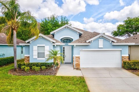 House in New Port Richey, Florida 3 bedrooms, 174.75 sq.m. № 1616102 - photo 1