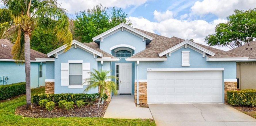 House in New Port Richey, Florida 3 bedrooms, 174.75 sq.m. № 1616102