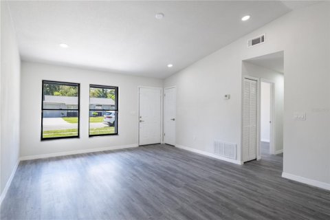 Casa en venta en Orlando, Florida, 3 dormitorios, 129.32 m2 № 1899068 - foto 8
