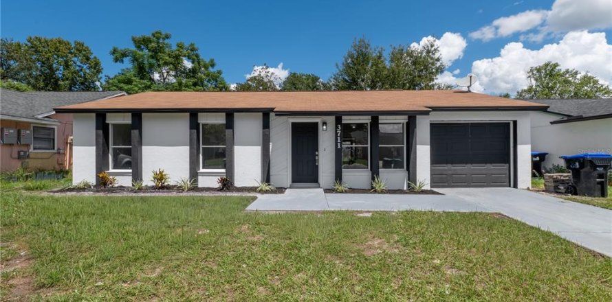 Casa en Orlando, Florida 3 dormitorios, 129.32 m2 № 1899068