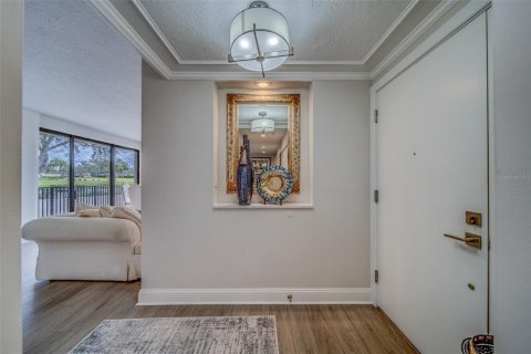 Condo in Belleair, Florida, 2 bedrooms  № 1532765 - photo 11