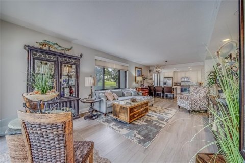Condo in Belleair, Florida, 2 bedrooms  № 1532765 - photo 21