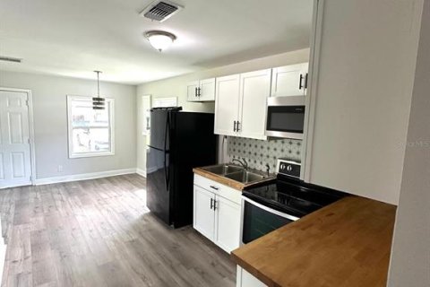 Adosado en venta en Kissimmee, Florida, 2 dormitorios, 63.55 m2 № 1914854 - foto 13