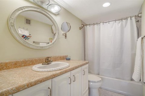 Купить кондоминиум в Сарасота, Флорида 5 комнат, 89.46м2, № 1648129 - фото 16