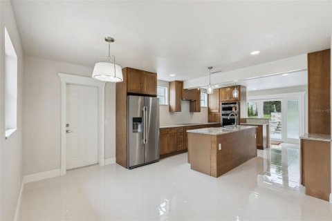 Villa ou maison à vendre à Leesburg, Floride: 2 chambres, 111.2 m2 № 2226153 - photo 18