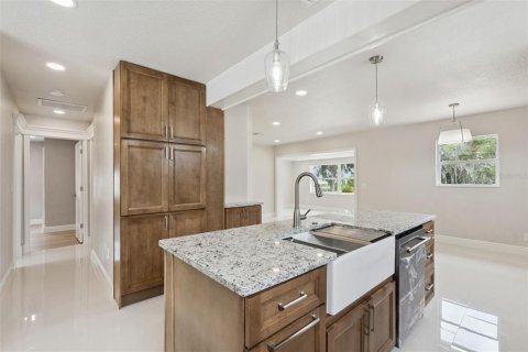 Villa ou maison à vendre à Leesburg, Floride: 2 chambres, 111.2 m2 № 2226153 - photo 9
