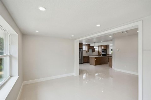 Villa ou maison à vendre à Leesburg, Floride: 2 chambres, 111.2 m2 № 2226153 - photo 20