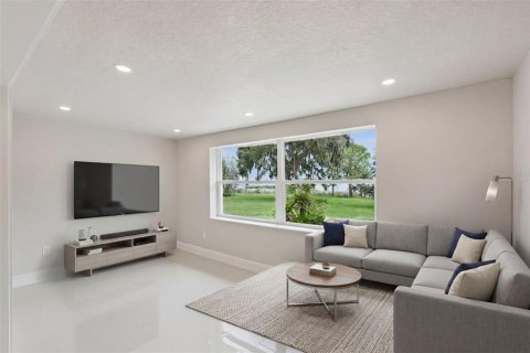 Villa ou maison à vendre à Leesburg, Floride: 2 chambres, 111.2 m2 № 2226153 - photo 27