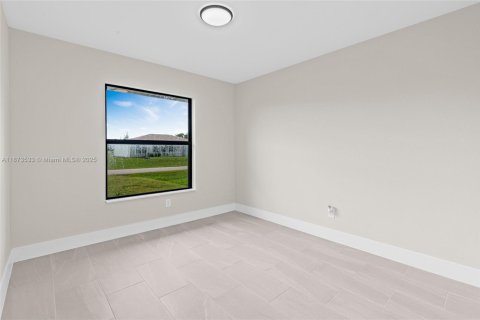 Купить виллу или дом в Лихай-Эйкерс, Флорида 3 спальни, № 1928359 - фото 29