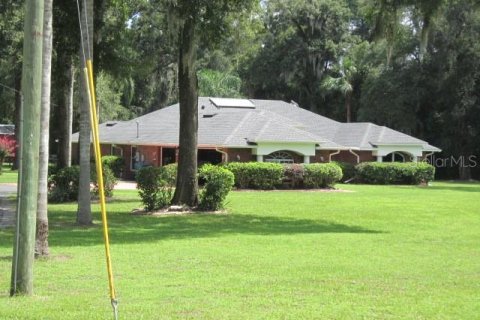 House in DeLand, Florida 4 bedrooms, 235.51 sq.m. № 1907552 - photo 5