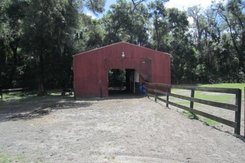 House in DeLand, Florida 4 bedrooms, 235.51 sq.m. № 1907552 - photo 15