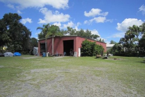 House in DeLand, Florida 4 bedrooms, 235.51 sq.m. № 1907552 - photo 18