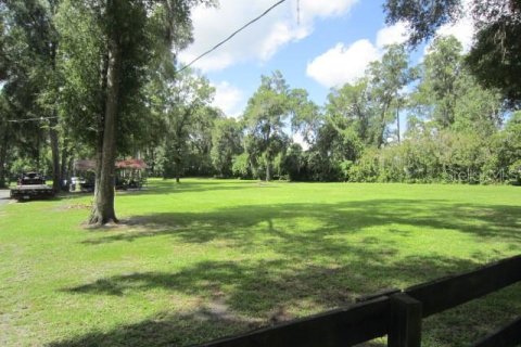 House in DeLand, Florida 4 bedrooms, 235.51 sq.m. № 1907552 - photo 9
