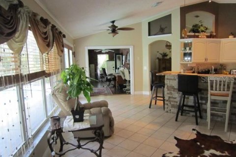 House in DeLand, Florida 4 bedrooms, 235.51 sq.m. № 1907552 - photo 25