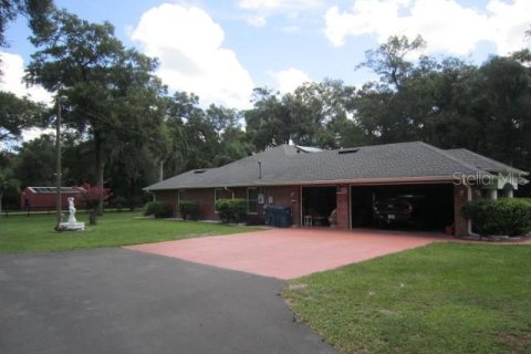 House in DeLand, Florida 4 bedrooms, 235.51 sq.m. № 1907552 - photo 4