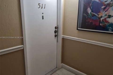 Copropriété à vendre à Miami, Floride: 2 chambres, 78.78 m2 № 1973514 - photo 16