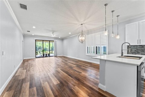 Villa ou maison à vendre à Apollo Beach, Floride: 3 chambres, 159.14 m2 № 1768115 - photo 9