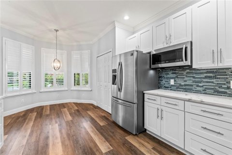 Villa ou maison à vendre à Apollo Beach, Floride: 3 chambres, 159.14 m2 № 1768115 - photo 4