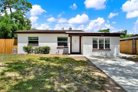 House in Tampa, Florida 3 bedrooms, 99.03 sq.m. № 2318602