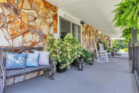 Casa en venta en Bunnell, Florida, 4 dormitorios, 184.6 m2 № 1803533 - foto 2
