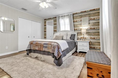 Casa en venta en Bunnell, Florida, 4 dormitorios, 184.6 m2 № 1803533 - foto 19