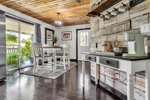 Casa en venta en Bunnell, Florida, 4 dormitorios, 184.6 m2 № 1803533 - foto 12
