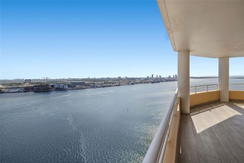 Copropriété à louer à Miami, Floride: 3 chambres, 205.59 m2 № 1966404 - photo 9