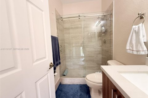 Touwnhouse à louer à Miami, Floride: 3 chambres, 155.89 m2 № 2432526 - photo 20