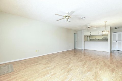 Copropriété à vendre à Tampa, Floride: 2 chambres, 95.88 m2 № 2107125 - photo 7