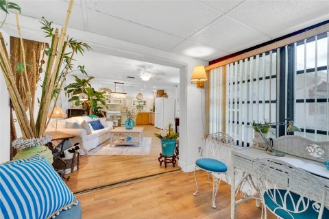 Купить кондоминиум в Палм-Харбор, Флорида 4 комнаты, 92.9м2, № 2218807 - фото 8