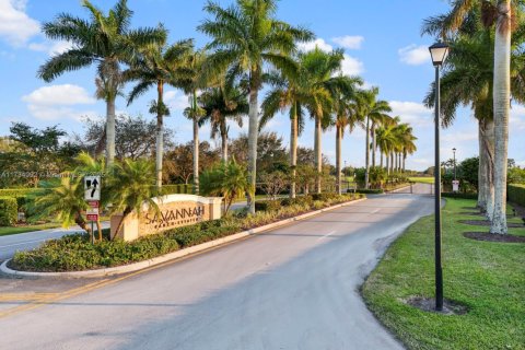 Commercial property in Homestead, Florida № 1811160 - photo 10
